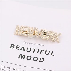 New York Pearl Hair clip